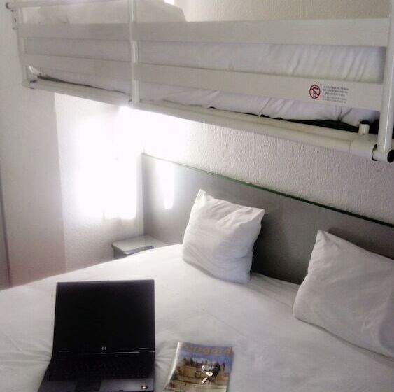 غرفة قياسية, Premiere Classe Perigueux  Boulazac