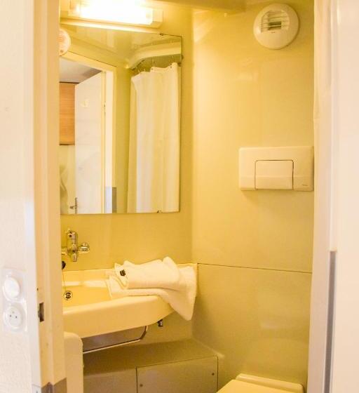 غرفة قياسية ثلاثية, Premiere Classe Rodez