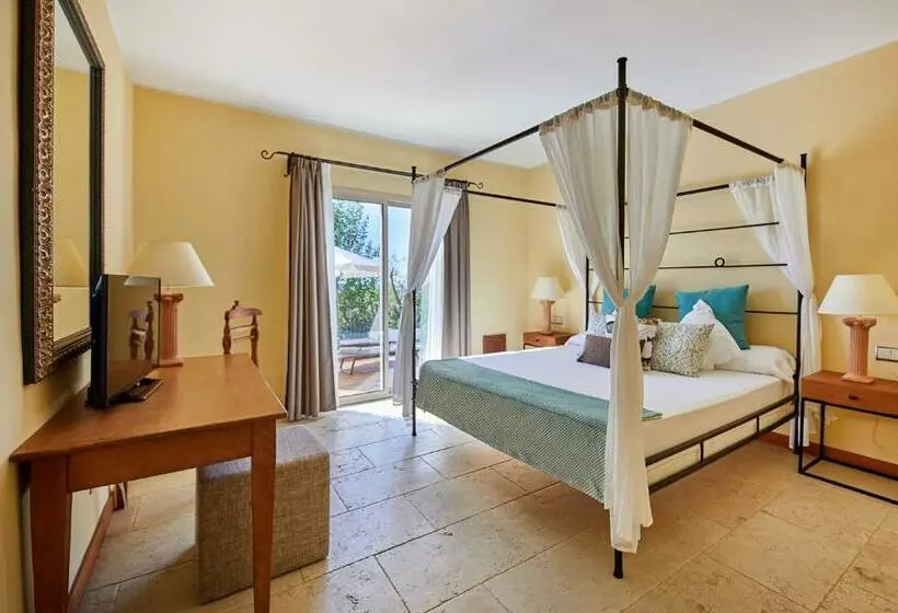 سوییت لوکس, Pula Suites Boutique Resort