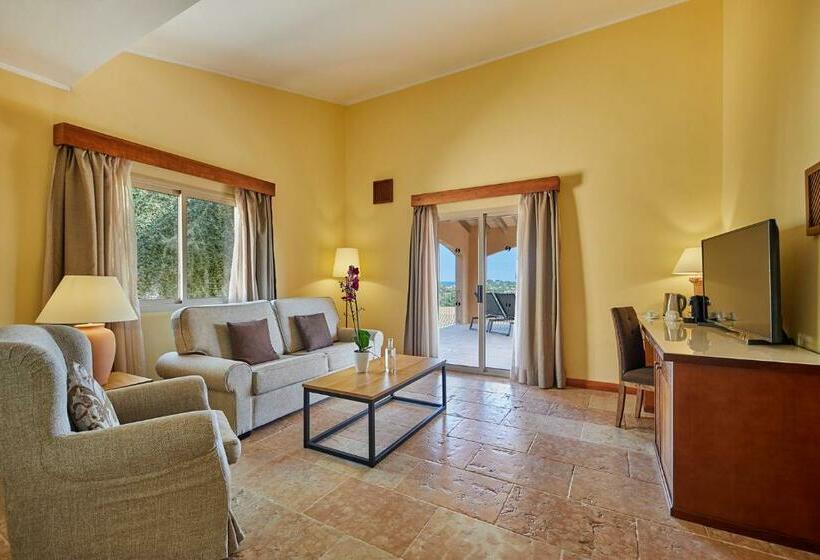 Люкс Повышенной Комфортности, Pula Suites Boutique Resort