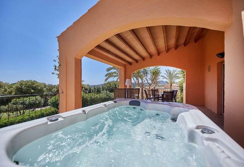 Люкс Повышенной Комфортности, Pula Suites Boutique Resort