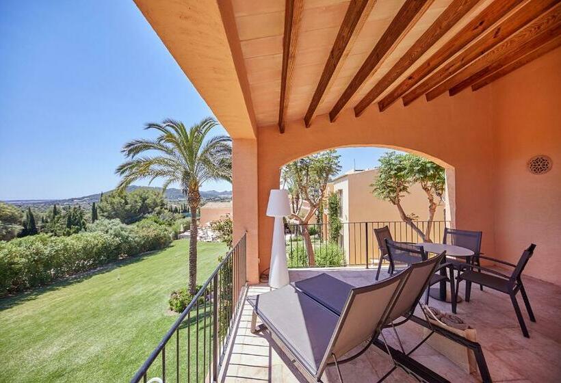 Люкс Повышенной Комфортности, Pula Suites Boutique Resort