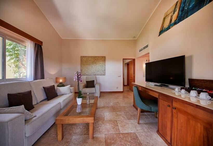 Люкс Повышенной Комфортности, Pula Suites Boutique Resort