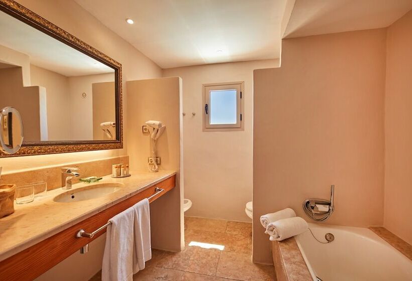 Люкс Повышенной Комфортности, Pula Suites Boutique Resort