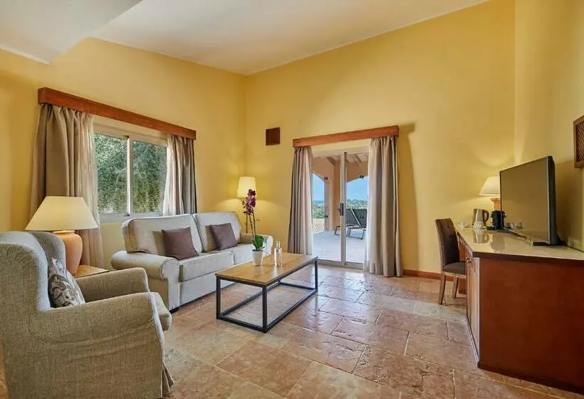 سوئیت پریمیوم, Pula Suites Boutique Resort