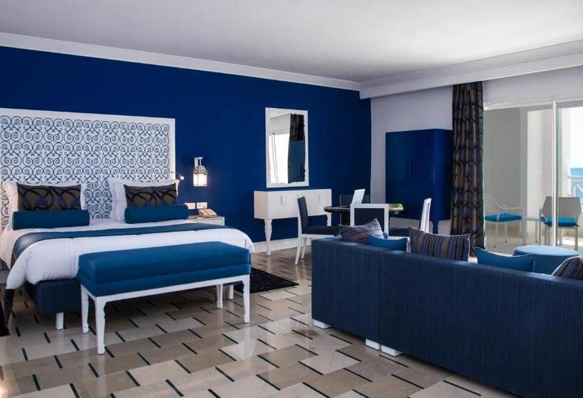 סוויטת ג'וניור נוף לים, Radisson Blu Resort & Thalasso, Hammamet