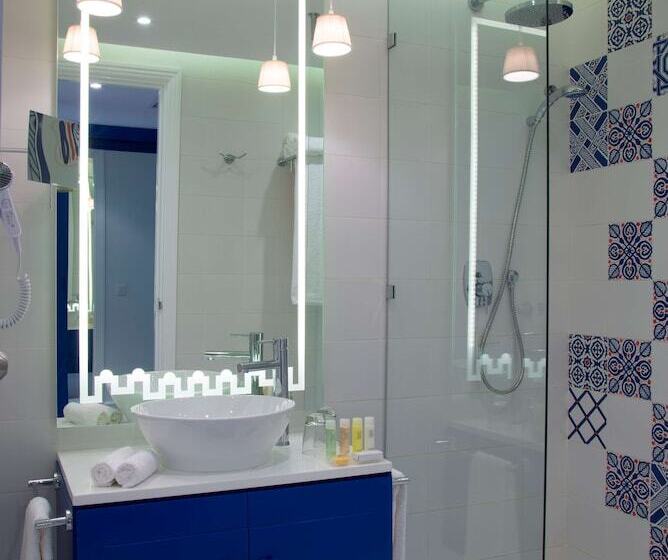 חדר סטנדרט עם מרפסת, Radisson Blu Resort & Thalasso, Hammamet