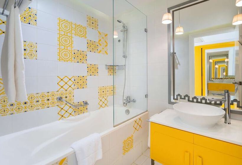 חדר פרמיום נוף לים, Radisson Blu Resort & Thalasso, Hammamet