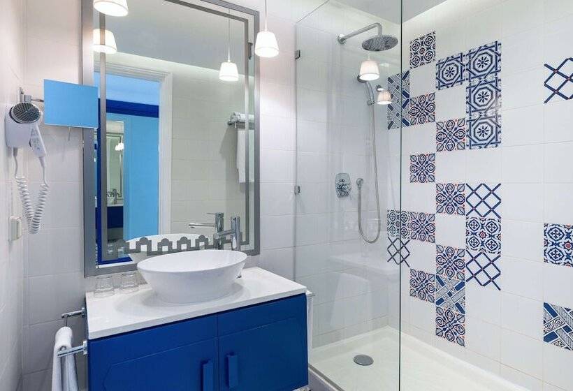 חדר פרמיום נוף לים, Radisson Blu Resort & Thalasso, Hammamet