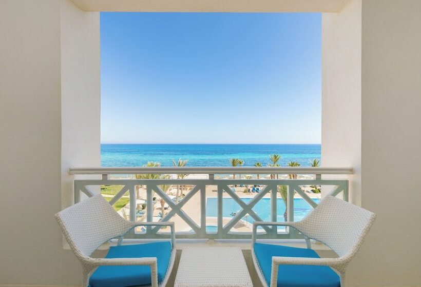 סוויטה נוף לים, Radisson Blu Resort & Thalasso, Hammamet