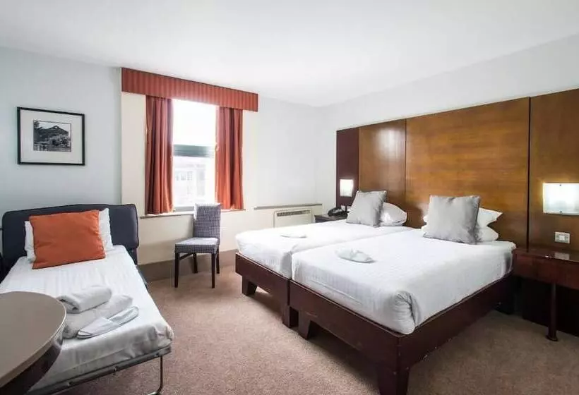 اتاق استاندارد سه نفره, Sheffield Metropolitan