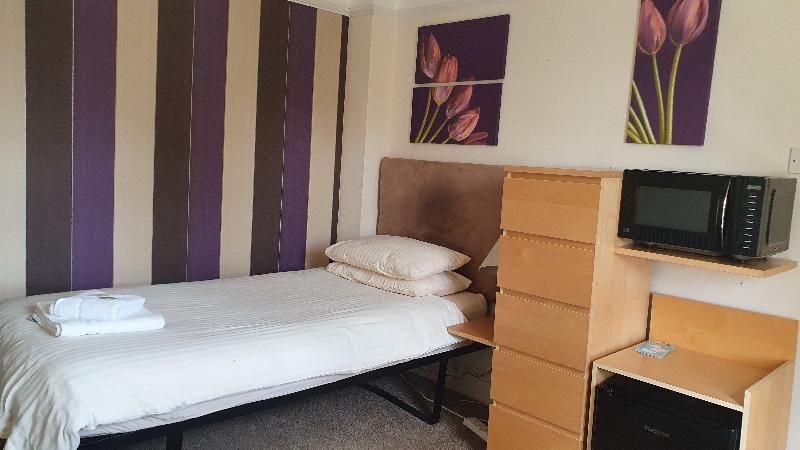 غرفة قياسية فردية, Edward