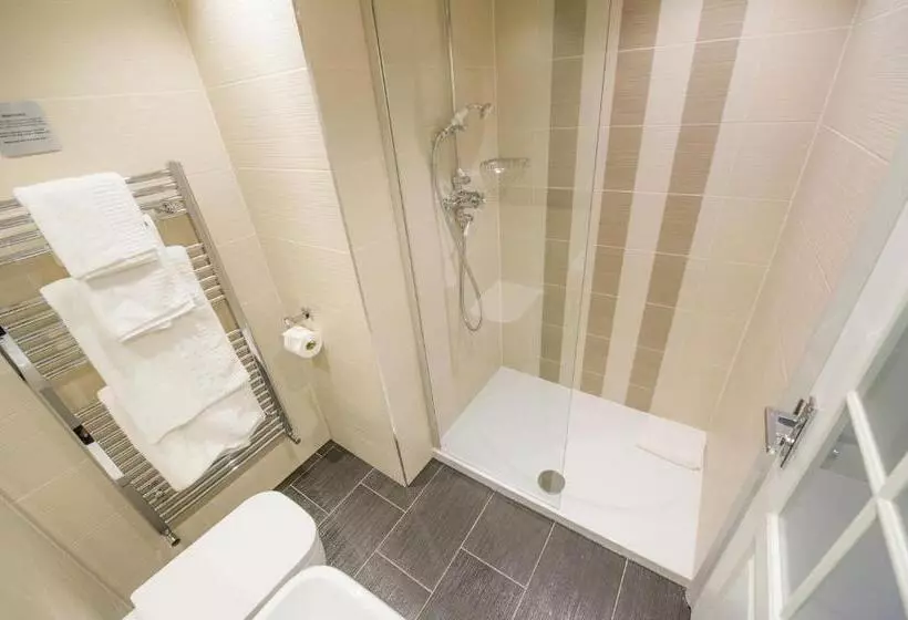 スーペリアファミリールーム, The Mount Country Manor Hotel & Golf Wolverhampton