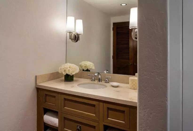Standard Room with Balcony Side Sea View, The Ritzcarlton Bacara, Santa Barbara