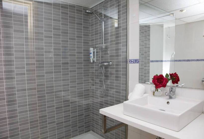 ２ベッドルームアパートメント, Roc Portonova Apartaments