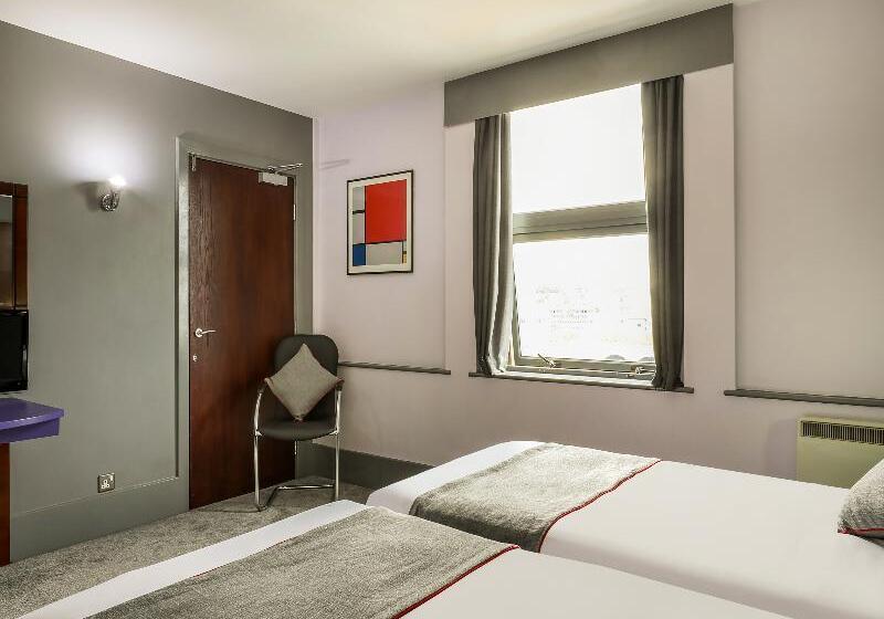 اتاق استاندارد, Sheffield Metropolitan