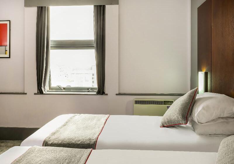 اتاق استاندارد, Sheffield Metropolitan