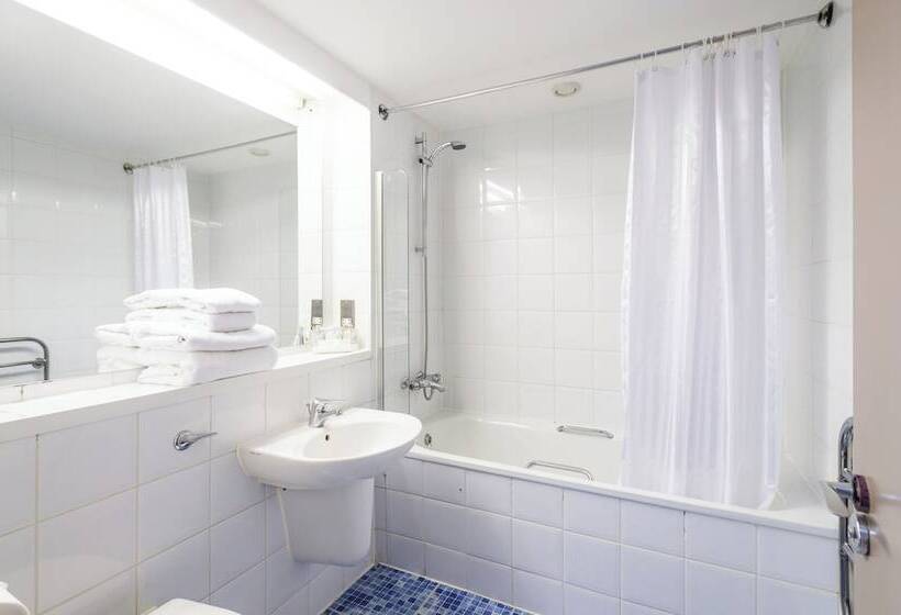 اتاق استاندارد, Sheffield Metropolitan