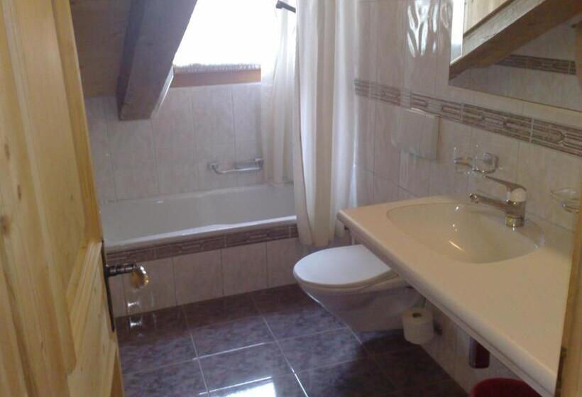 家族用アパートメント, B&b Hotel & Appartements Chasa Valär