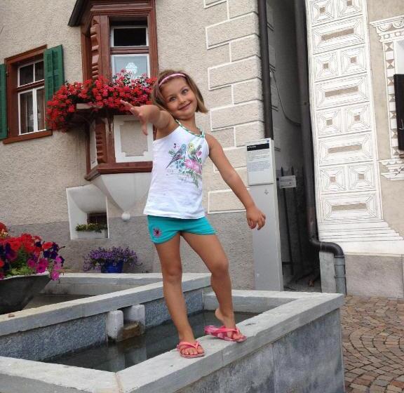 マウンテンビュースイート, B&b Hotel & Appartements Chasa Valär