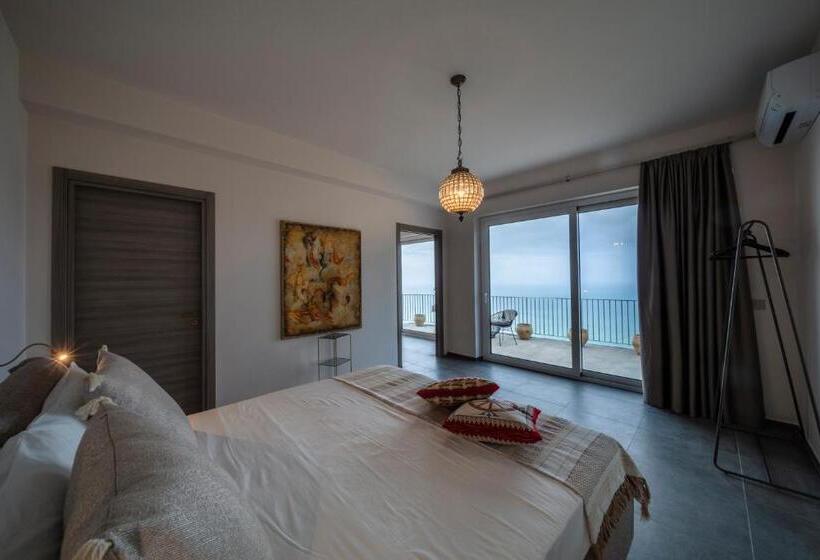 סוויטה דלוקס, Just Be