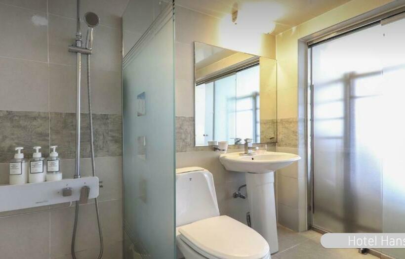 غرفة ديلوكس, Hansan