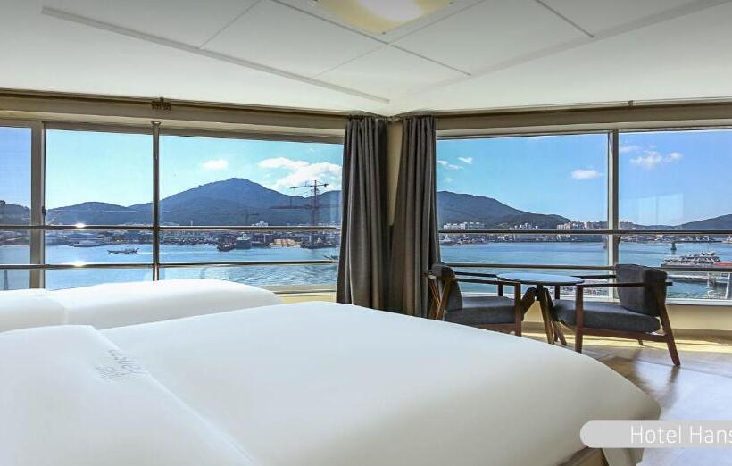 景色の見えるスーペリアルーム, Hansan