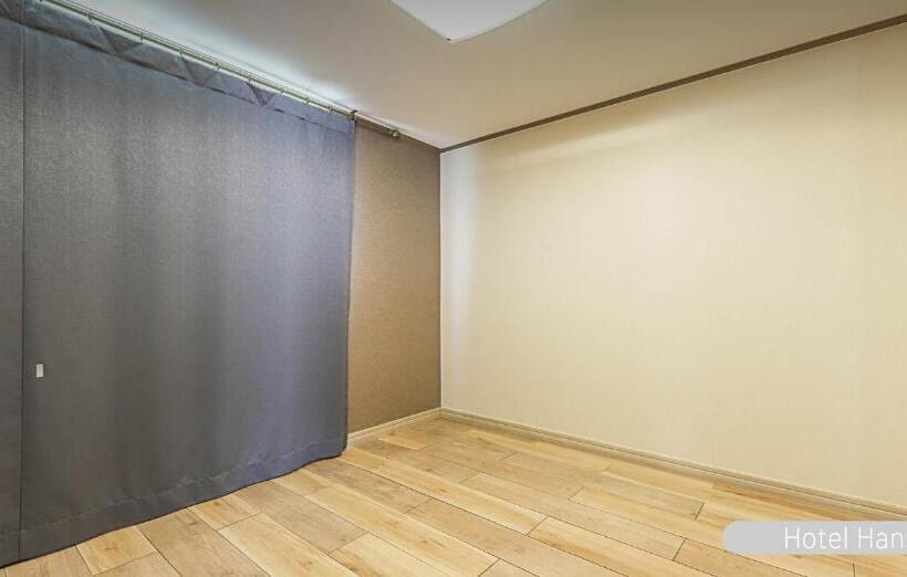 景色の見える一ベッドルームアパートメント, Hansan