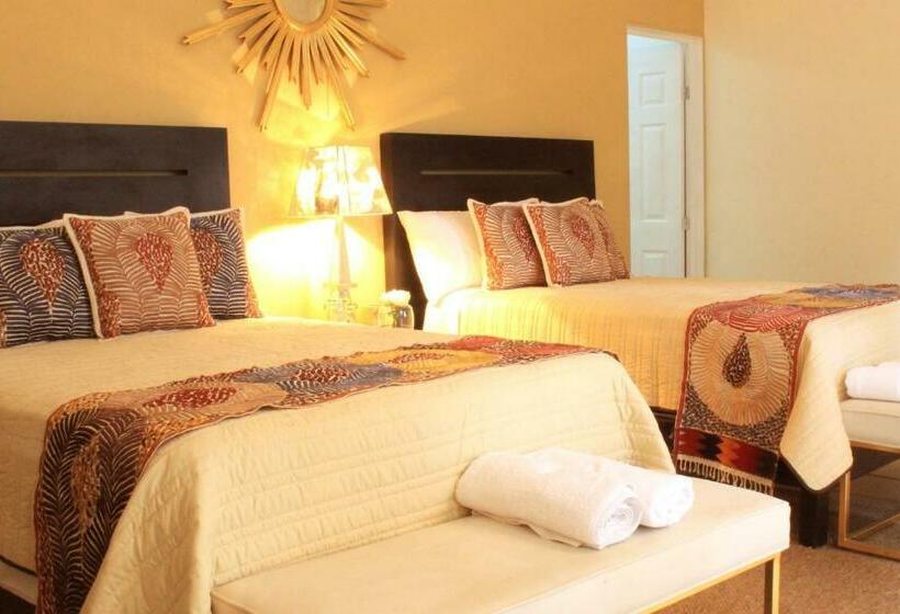 デラックスルーム, Lila