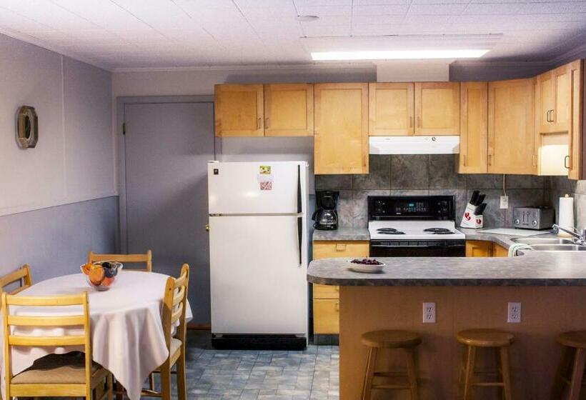 3침실 스위트, Dave & Honey's Accommodation