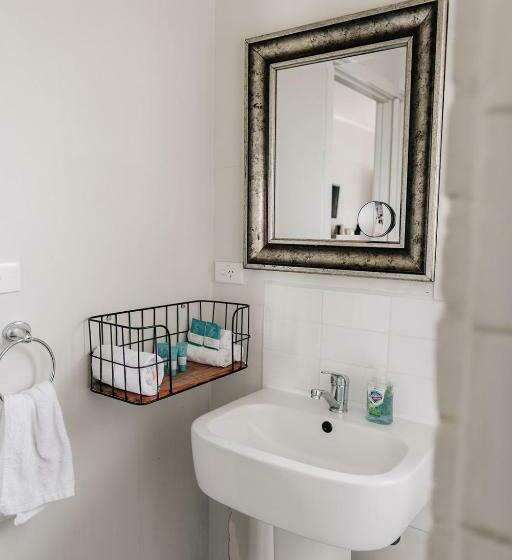 ファミリールーム, Port Albert Motel