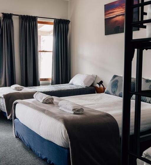 スイート（家族用）, Port Albert Motel