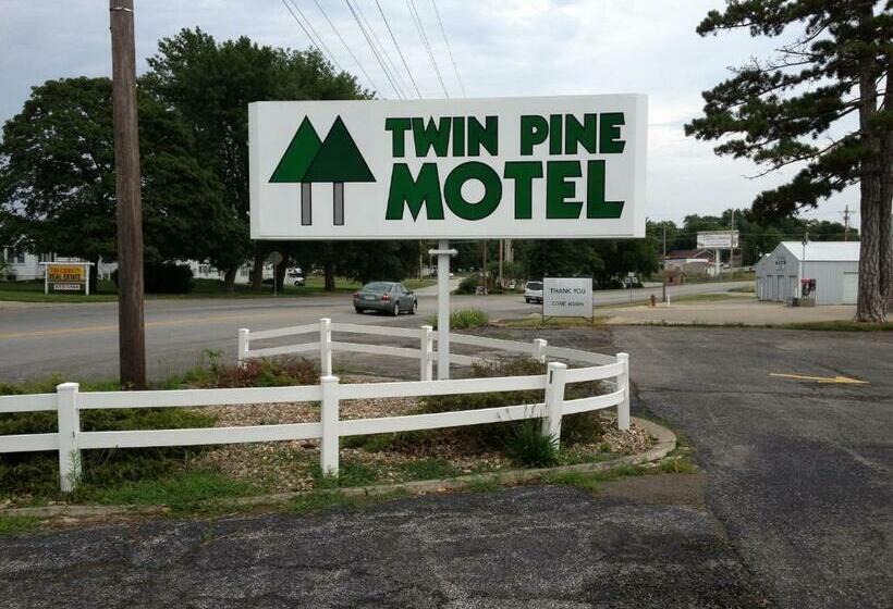 غرفة قياسية سرير كينج, Twin Pine Motel
