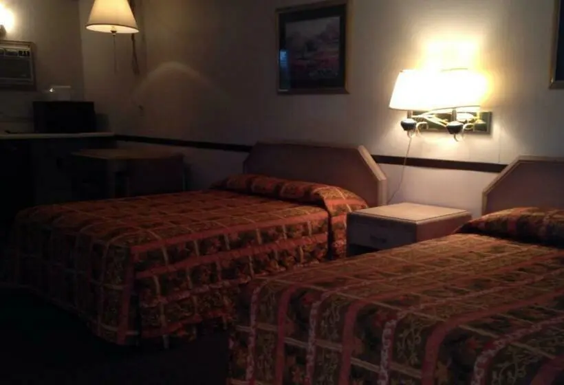 スタンダードルーム, Twin Pine Motel