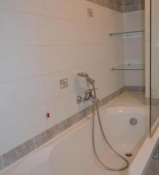 带共用浴室的标准房间, B&b Belvedere