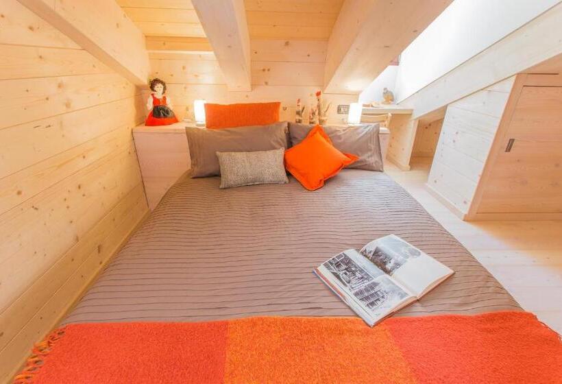اتاق استاندارد چهار تخته, B&b White Moon