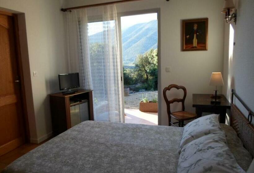 Номер Стандарт с Террасой, Chambre D Hôtes Villa Chênes Pierres