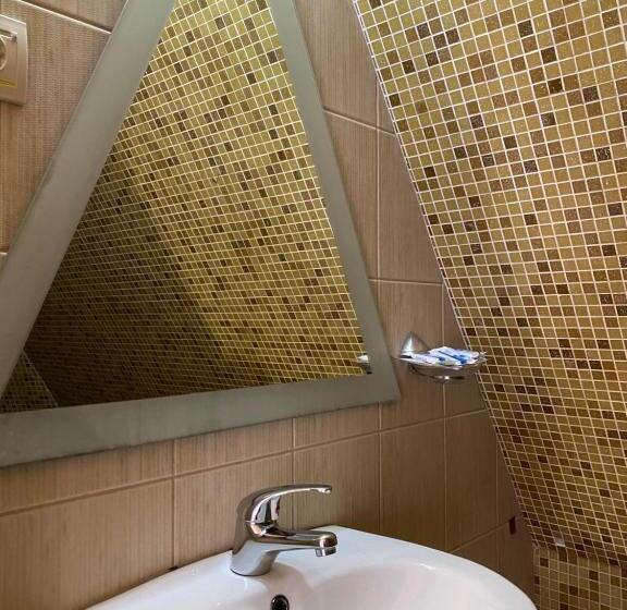 חדר סטנדרט, Family Hotel Flora