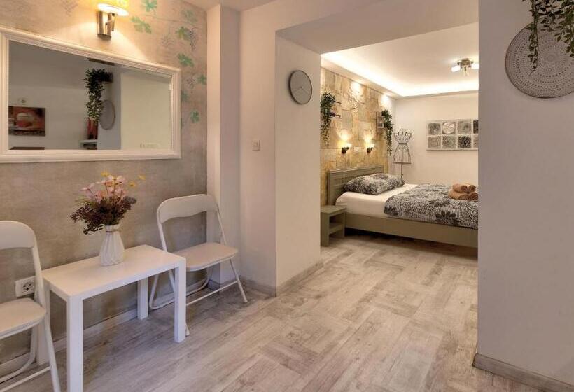 اتاق استاندارد, Apartments Villa Mike