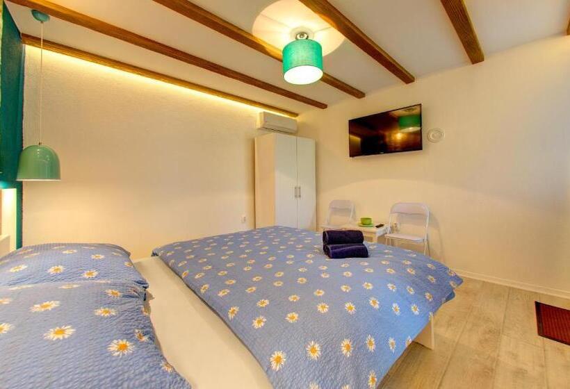 آپارتمان 2 خوابه, Apartments Villa Mike