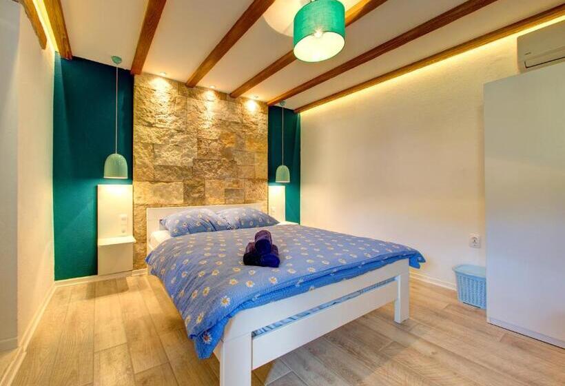 آپارتمان 2 خوابه, Apartments Villa Mike