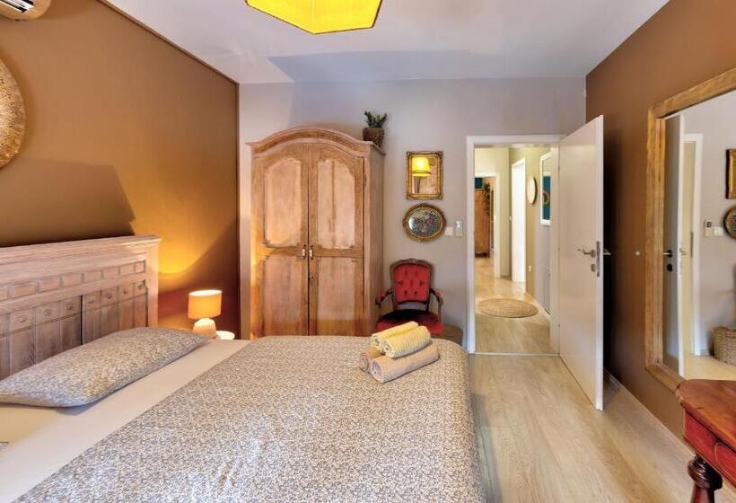 سوییت خانوادگی, Apartments Villa Mike