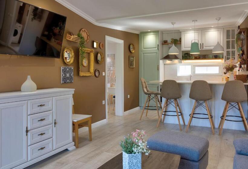 آپارتمان سوپریور 1 خوابه, Apartments Villa Mike