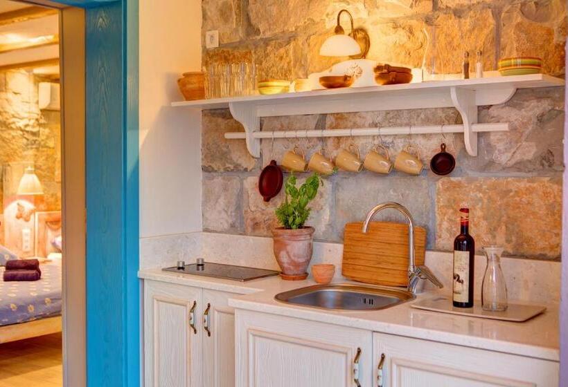 آپارتمان 2 خوابه, Apartments Villa Mike