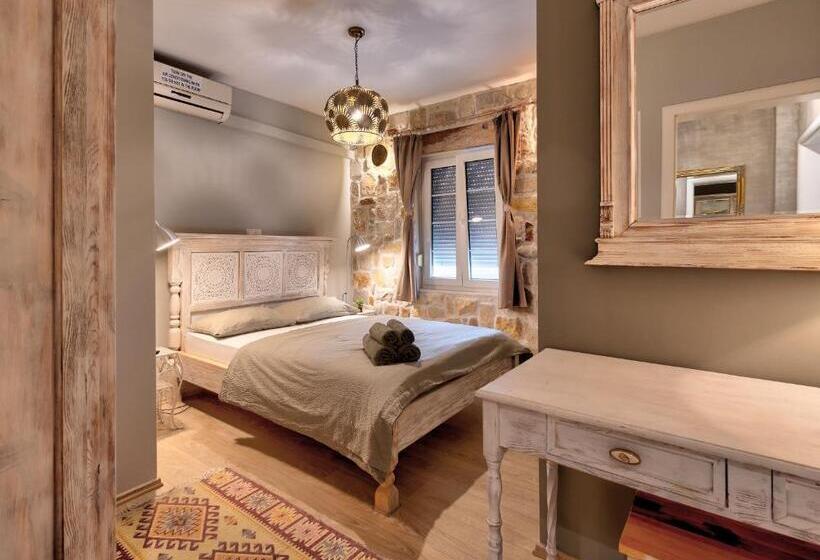 سوییت خانوادگی, Apartments Villa Mike