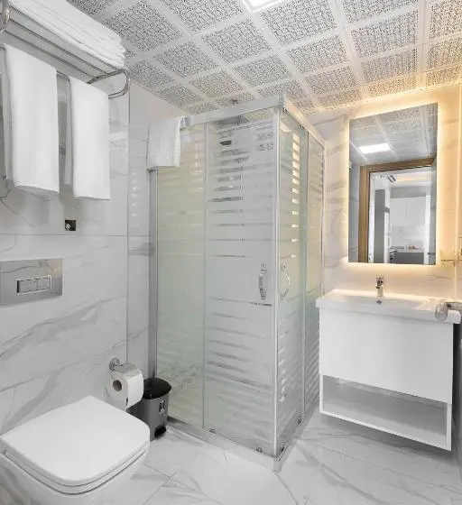 اتاق سوپریور, Theluna Suite