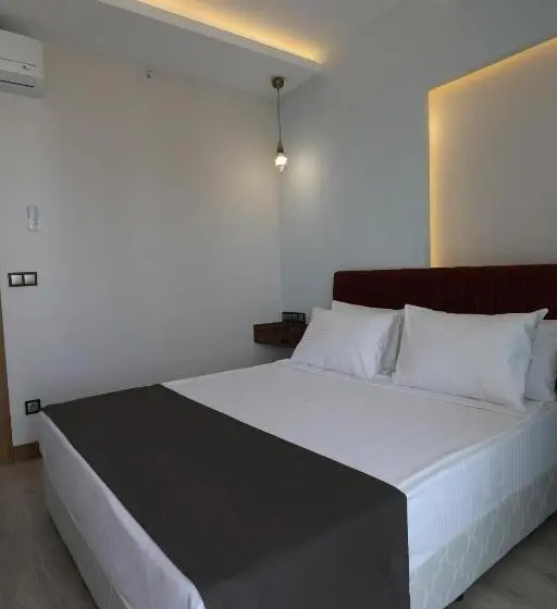 سوییت خانوادگی, Theluna Suite