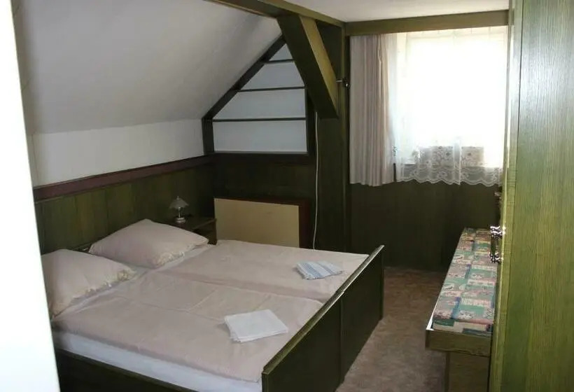 スタンダード４人部屋, Penzion U Zemánků