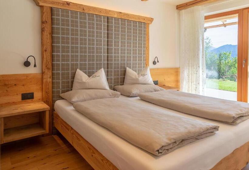 דירת חדר בקומת קרקע, Chalet Mornà