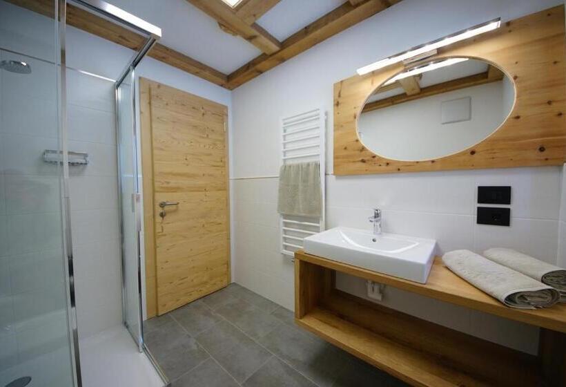 דירה בת חדר שינה 1 עם מרפסת, Chalet Mornà